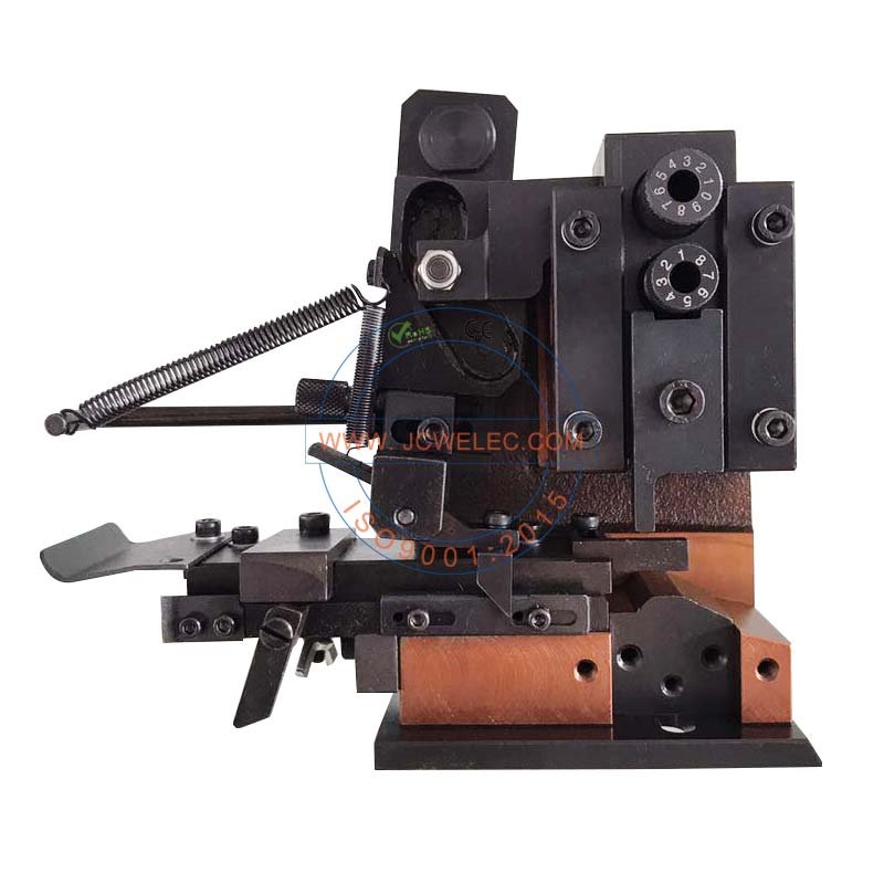 Precise Side-feed Applicator