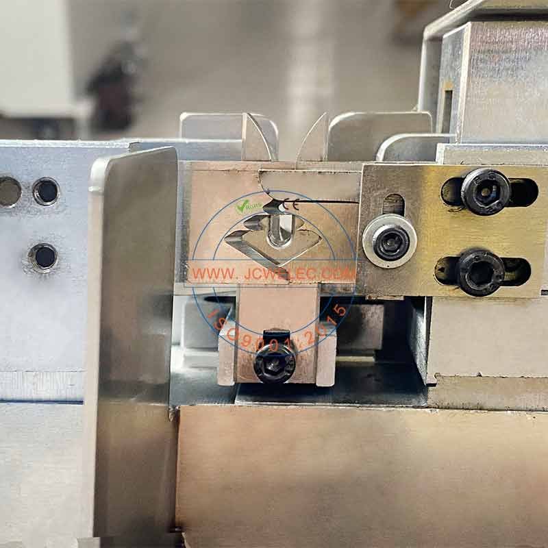 4 Cores Cable Cutting Multi-lengths Stripping Machine | JCWelec